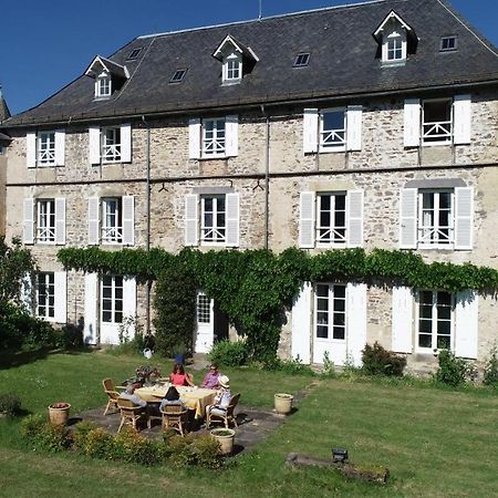 Chateau De Savennes - Caveau De Sabrage Buitenkant foto