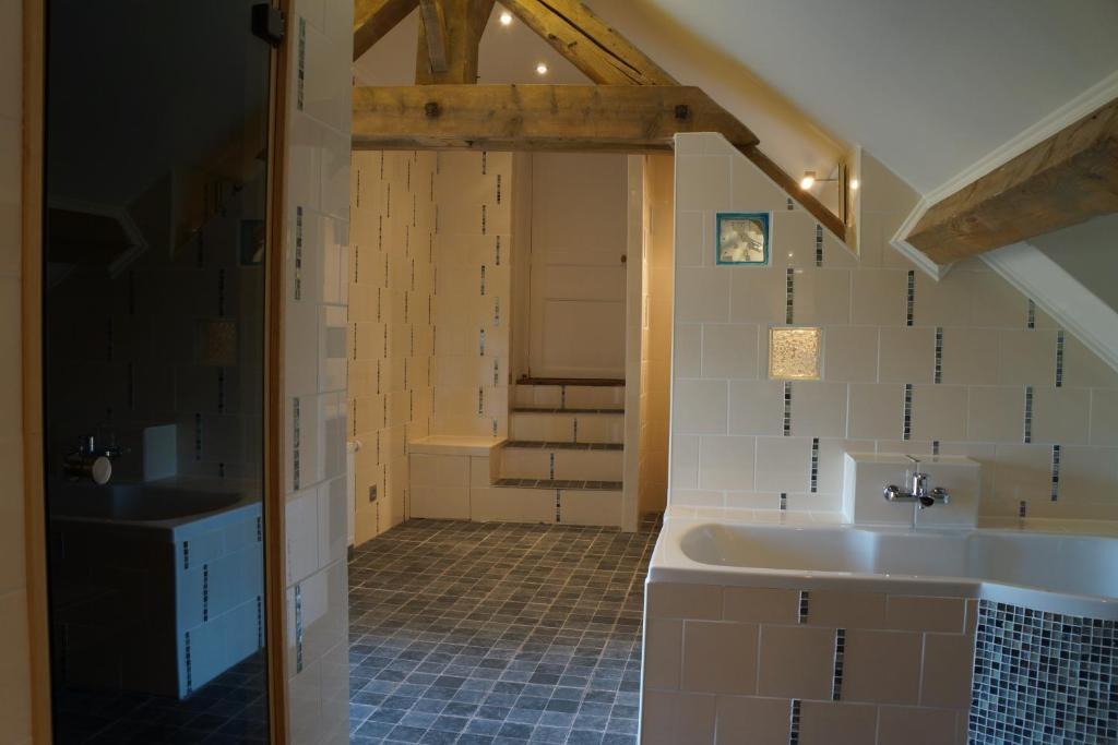 Chateau De Savennes - Caveau De Sabrage Kamer foto