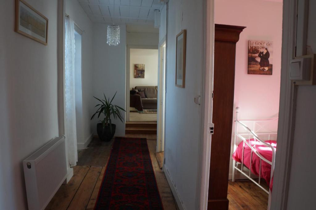 Chateau De Savennes - Caveau De Sabrage Kamer foto