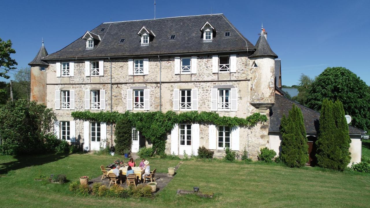 Chateau De Savennes - Caveau De Sabrage Buitenkant foto