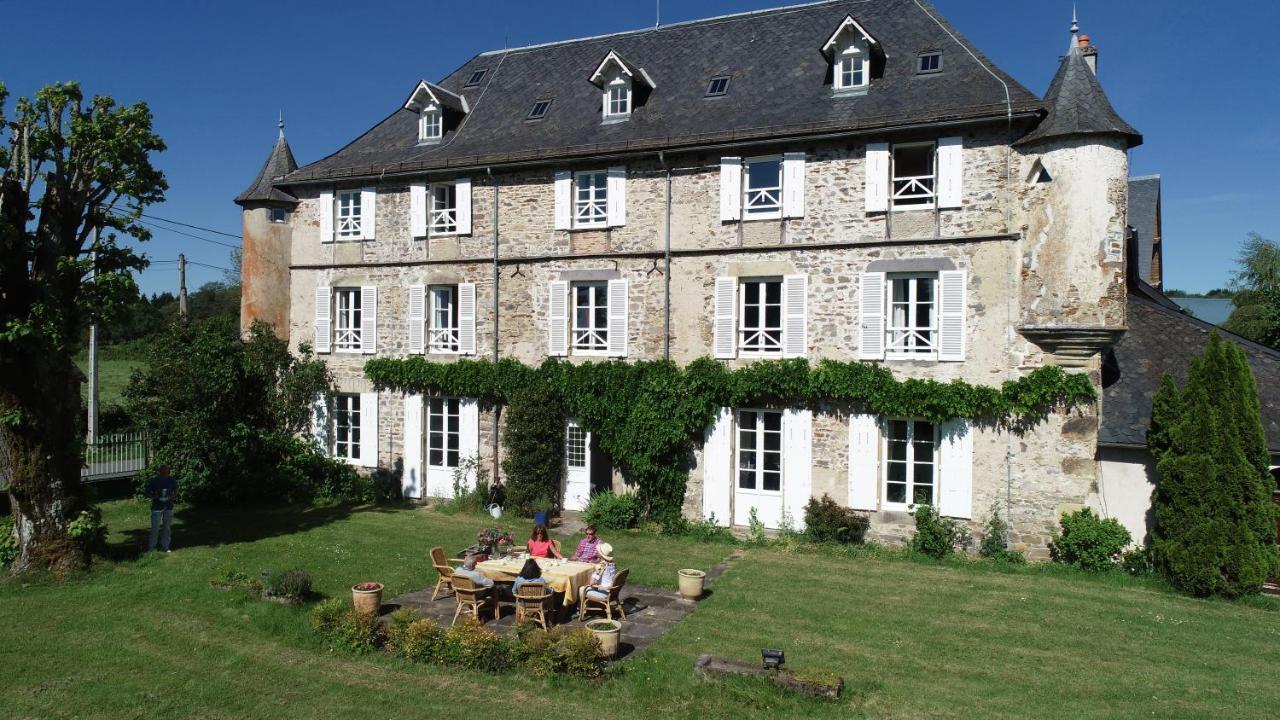 Chateau De Savennes - Caveau De Sabrage Buitenkant foto