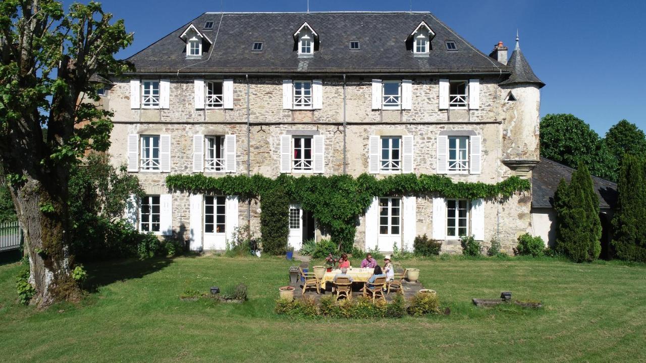 Chateau De Savennes - Caveau De Sabrage Buitenkant foto